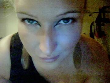 Public Photo of elenoire28