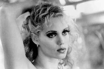 Public Photo of elenoire28